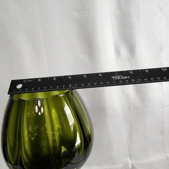 Green Twisted Stem Goblet Glass Vase 12.5"‎ Tall - Picture 6 of 7